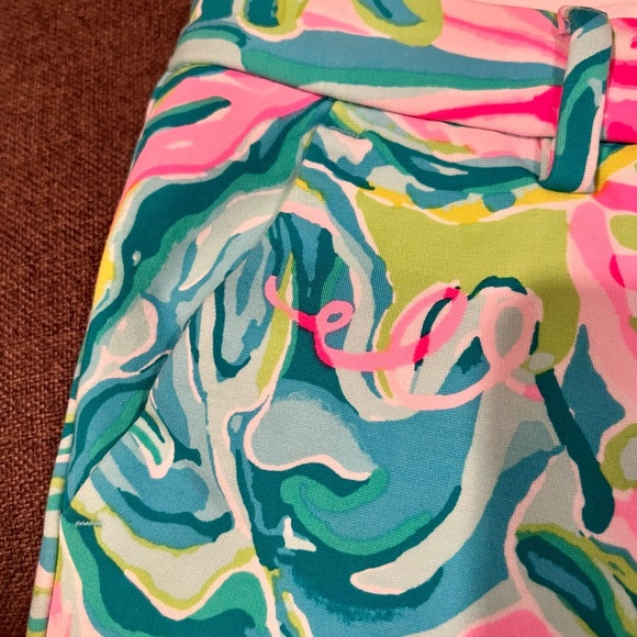 Lilly Pulitzer shorts - Picture 3 of 12